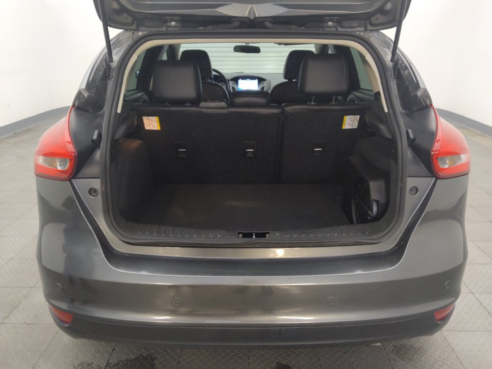 Used 2018 Ford Focus Titanium FWD image 29