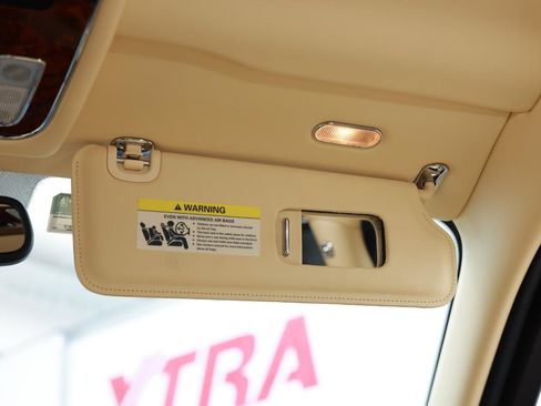 Used 2012 Bentley Mulsanne RWD image 29