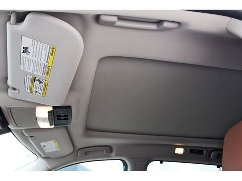 New 2026 Nissan Pathfinder Platinum FWD image 30