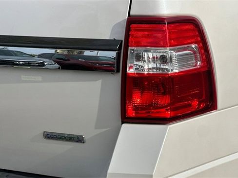 Used 2017 Ford Expedition XLT w/ Equipment Group 201A image 29