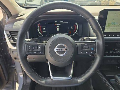 Certified 2021 Nissan Rogue Platinum image 29