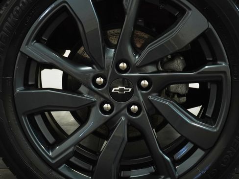 Used 2023 Chevrolet Equinox RS w/ LPO, Floor Liner Package FWD image 11
