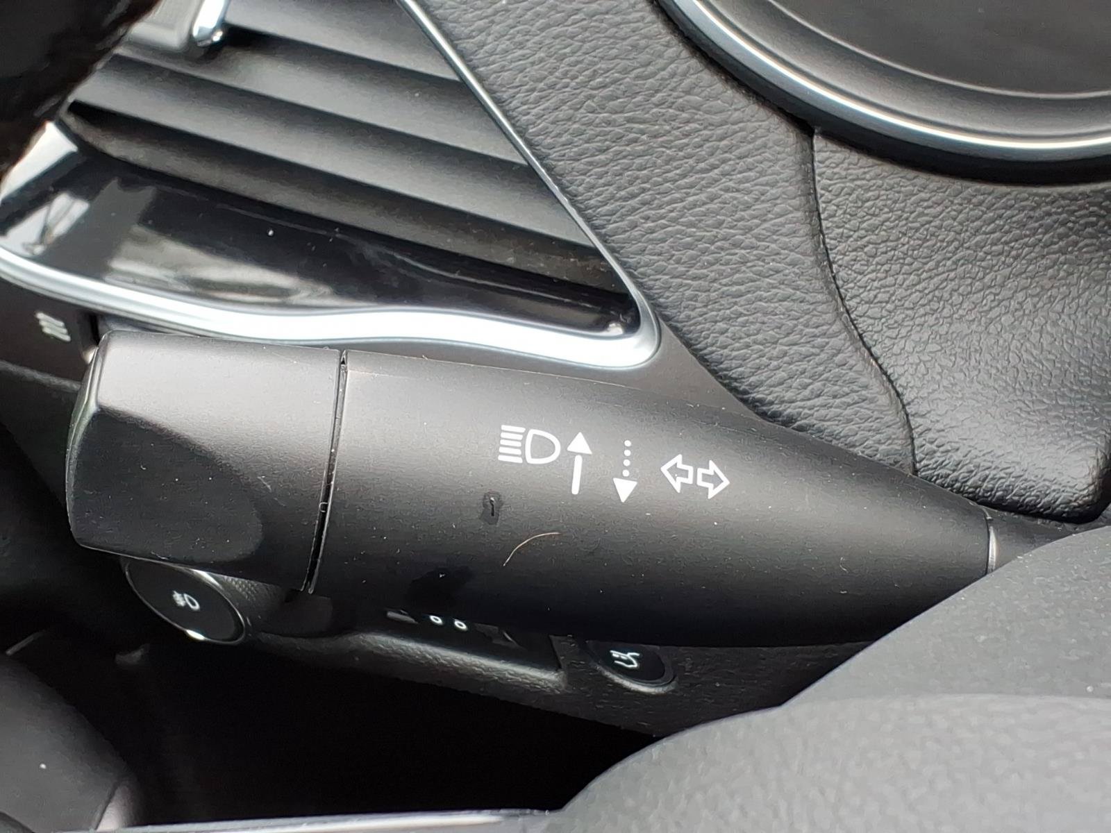 Used 2020 Jeep Cherokee Limited AWD/4WD image 22