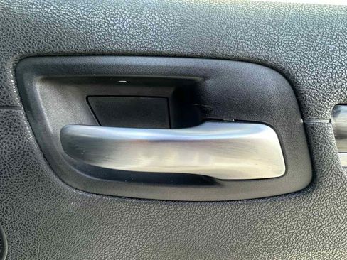Used 2022 Chrysler 300 S RWD image 33