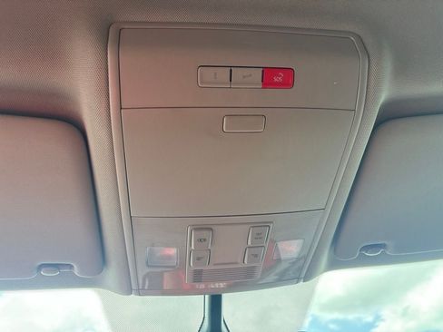Used 2019 Volkswagen Atlas SE FWD image 26