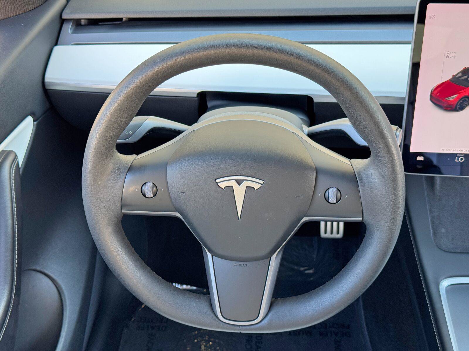 Used 2022 Tesla Model Y Performance AWD/4WD image 18
