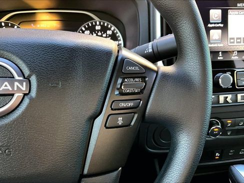 Used 2025 Nissan Frontier SV RWD image 12