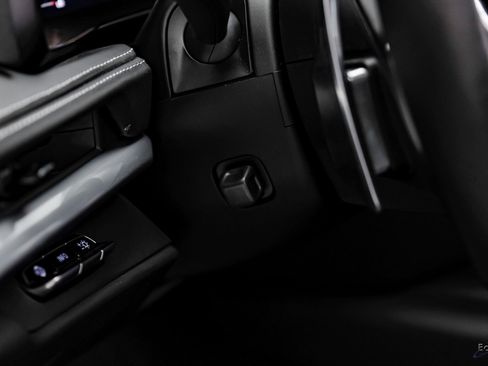 Used 2023 Chevrolet Corvette Stingray Premium Cpe w/ Z51 Performance Package image 50