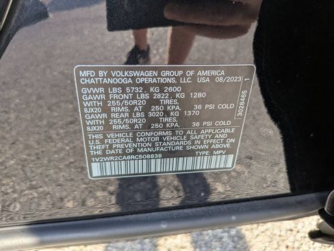 Certified 2024 Volkswagen Atlas SE FWD image 34