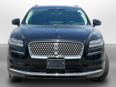 Used 2023 Lincoln Nautilus AWD w/ Premium Package image 3