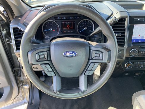 Used 2020 Ford F250 XLT w/ XLT Premium Package image 13