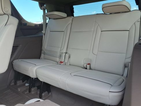 New 2026 GMC Yukon Denali w/ Denali Reserve Package AWD/4WD image 15