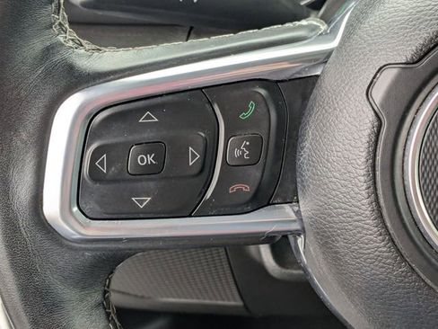 Used 2023 Jeep Wrangler Unlimited Sahara w/ Cold Weather Group AWD/4WD image 21