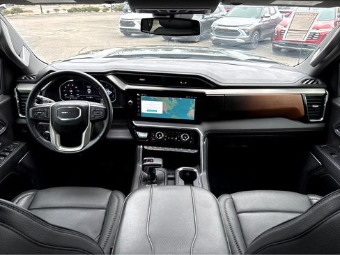 Used 2023 GMC Sierra 1500 Denali image 4