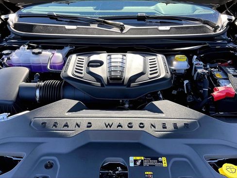 New 2026 Jeep Grand Wagoneer 4WD image 39
