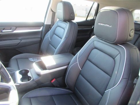 New 2026 GMC Terrain Denali image 12