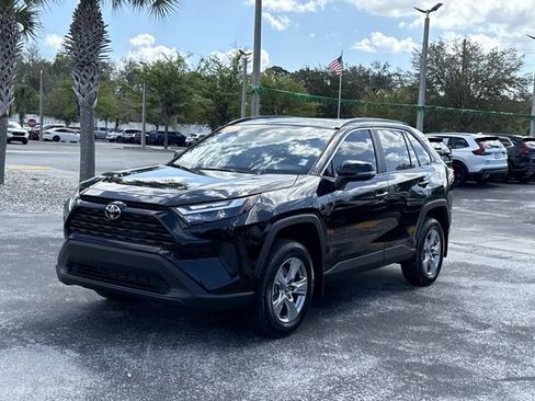 Used 2025 Toyota RAV4 XLE w/ Convenience Package image 12