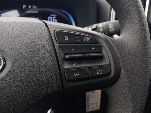 New 2026 Hyundai Venue SE image 19