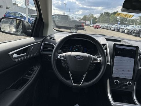 Used 2024 Ford Edge SEL w/ Convenience Package AWD/4WD image 13