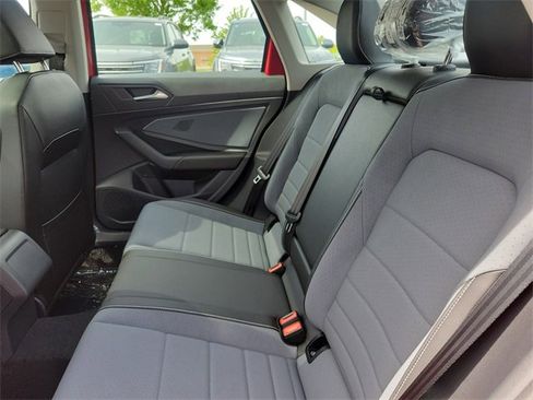 New 2025 Volkswagen Jetta SE image 8