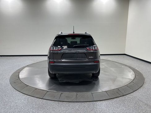 Used 2019 Jeep Cherokee Latitude Plus image 7
