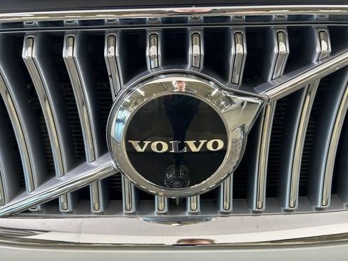 Used 2023 Volvo XC90 B6 Plus w/ Protection Package Premier AWD/4WD image 9