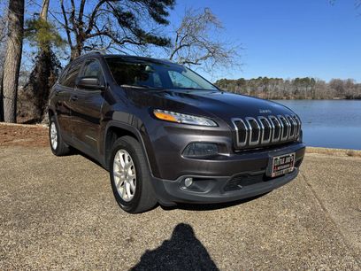 Used 2016 Jeep Cherokee Latitude w/ Cold Weather Group