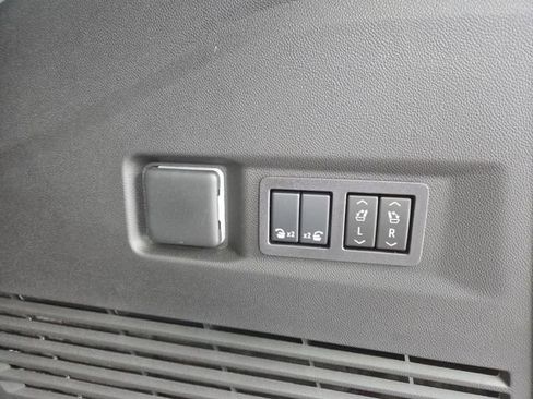 New 2026 GMC Yukon Elevation w/ Elevation Premium Package image 19