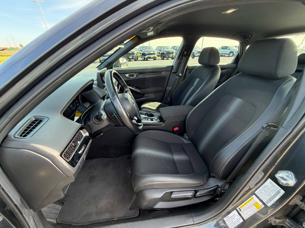 Used 2025 Honda Civic Sport image 18