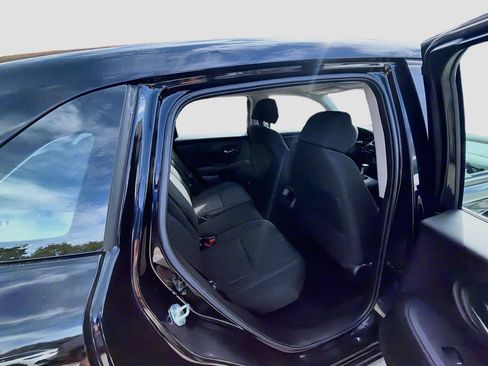 Certified 2024 Honda HR-V LX image 27