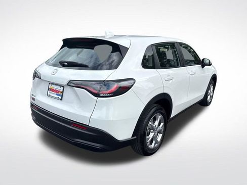 Certified 2025 Honda HR-V LX image 5