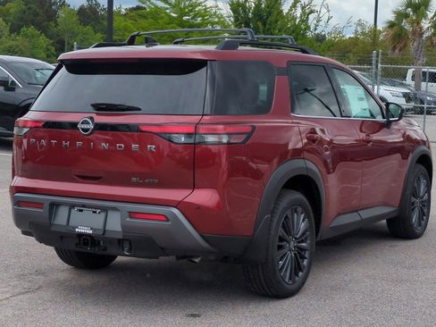 New 2026 Nissan Pathfinder SL w/ SL Premium Package AWD/4WD image 4