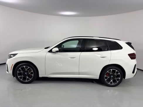 Used 2025 BMW X3 xDrive30i w/ Premium Package AWD/4WD image 4