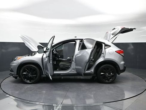 Used 2022 Honda HR-V Sport image 41