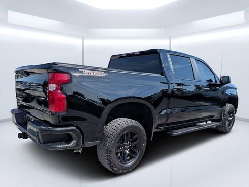 Used 2023 Chevrolet Silverado 1500 Custom Trail Boss AWD/4WD image 3