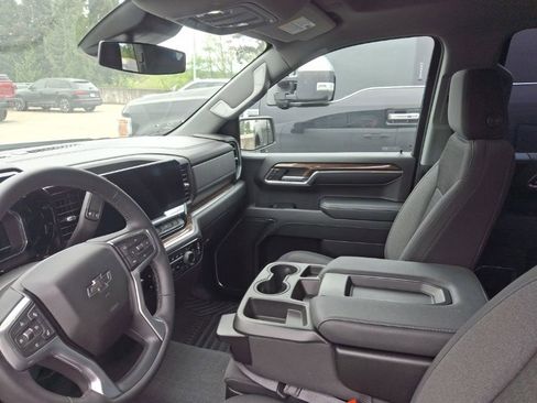 Used 2023 Chevrolet Silverado 1500 RST w/ LPO, Dark Essentials Package AWD/4WD image 12