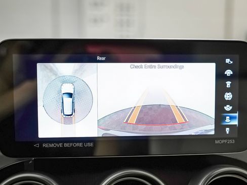 Certified 2022 Mercedes-Benz GLC 300 image 20