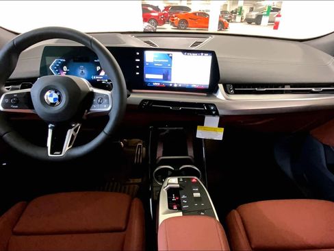 New 2026 BMW X2 xDrive28i w/ Technology Package AWD/4WD image 5