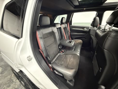 Used 2021 Jeep Grand Cherokee SRT image 22