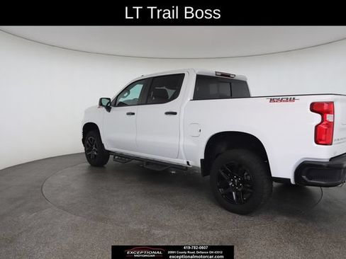 Used 2021 Chevrolet Silverado 1500 LT Trail Boss w/ LT Trail Boss Premium Package AWD/4WD image 11