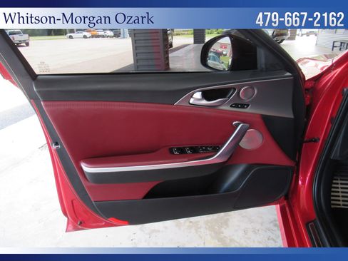 Used 2018 Kia Stinger GT1 RWD image 31