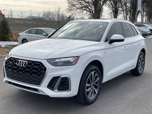 Used 2023 Audi Q5 2.0T Premium Plus image 3