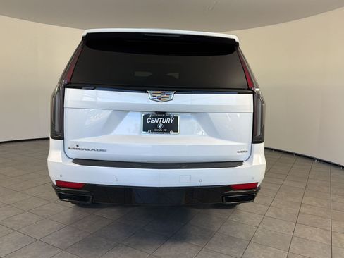 Used 2024 Cadillac Escalade Sport Platinum AWD/4WD image 10