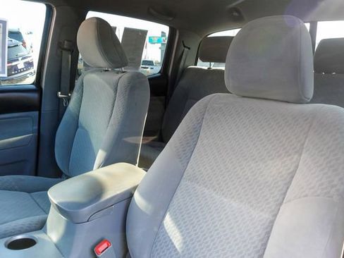 Used 2010 Toyota Tacoma 4x4 Double Cab image 24