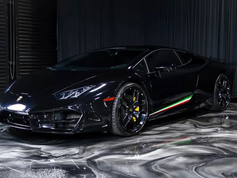 Used 2018 Lamborghini Huracan LP 580-2 RWD image 8
