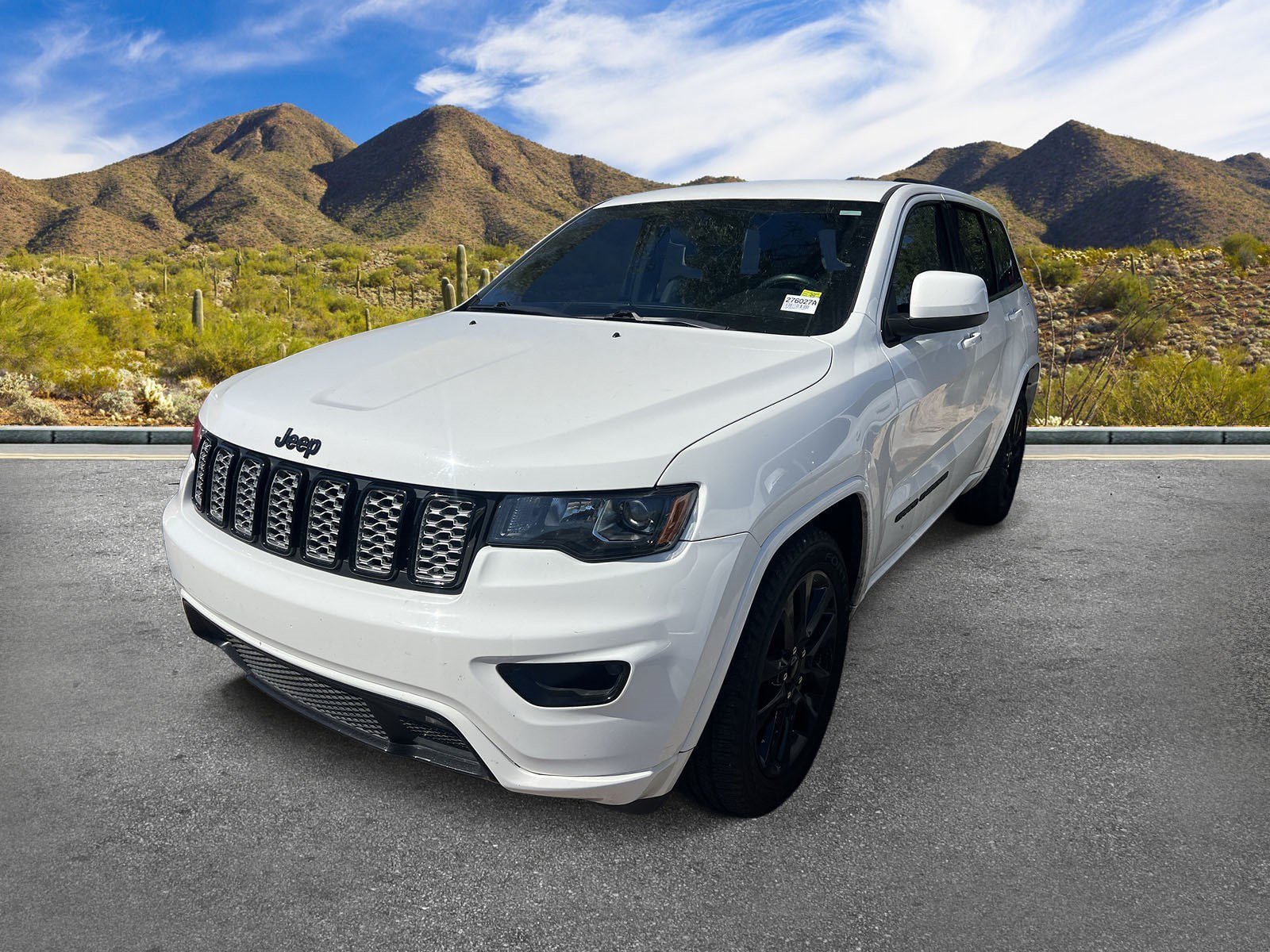 Used 2018 Jeep Grand Cherokee Altitude RWD image 13