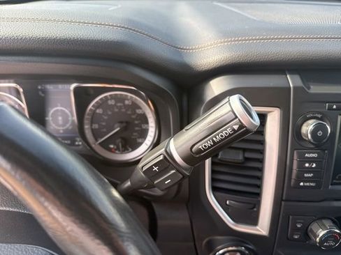 Used 2019 Nissan Titan SL w/ Midnight Edition AWD/4WD image 26
