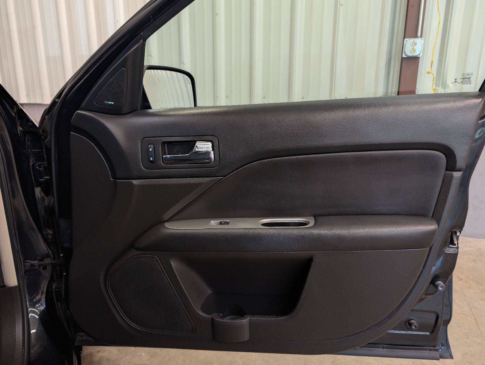Used 2012 Ford Fusion SEL FWD image 27