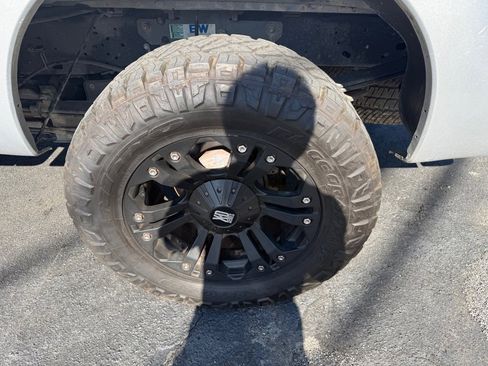 Used 2014 Ford F250 Lariat w/ Lariat Interior Package image 30