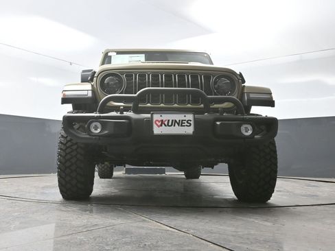 New 2026 Jeep Gladiator Sport image 39